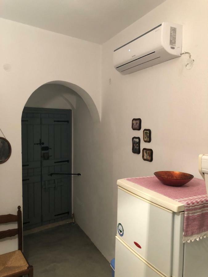 Traditional House - Apeiranthos Naxos Apérathos Exterior foto